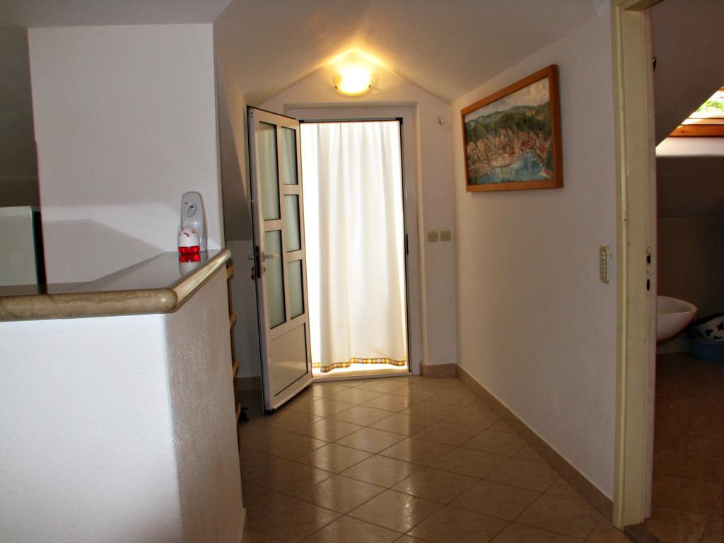 Apartment Martinic Pucisca Habitación foto